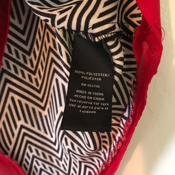 Sleeveless blouse - Picture 6 of 8